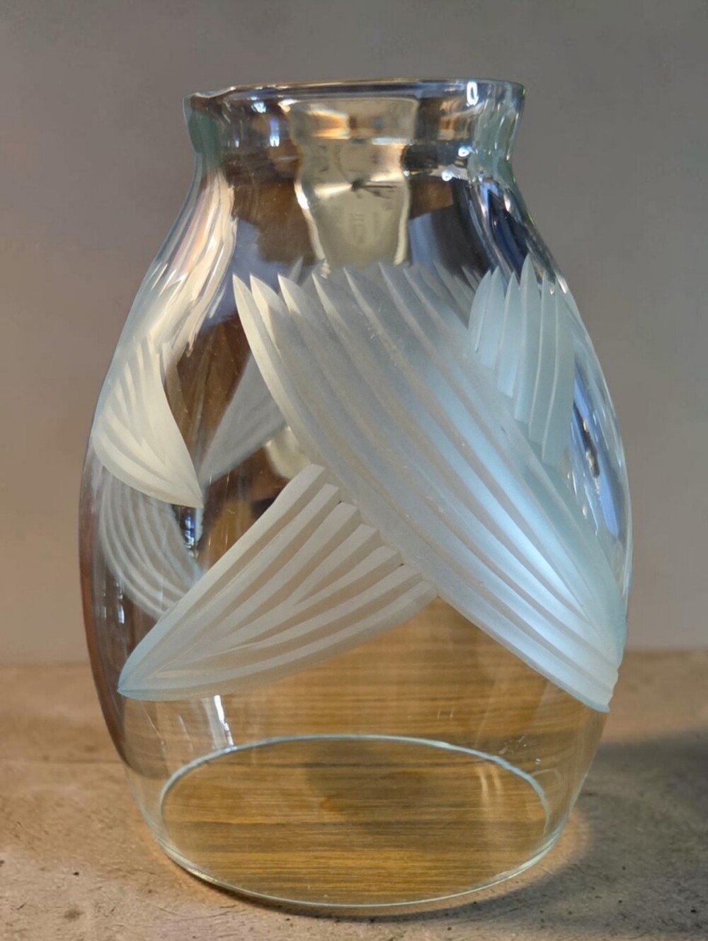 Four Quorum Crystal Cut "Windswept" Clear and Frosted Glass Lamp Shades ♡